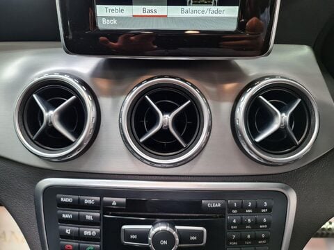 Mercedes-Benz GLA GLA220 CDI 4MATIC AMG LINE PREMIUM PLUS 29