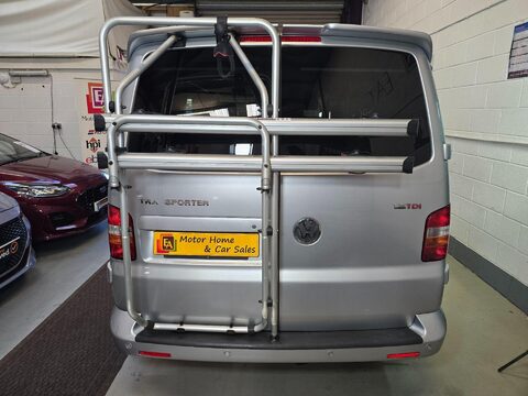 Volkswagen Campervan Camper/Activities Van 7