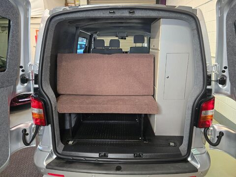 Volkswagen Campervan Camper/Activities Van 9