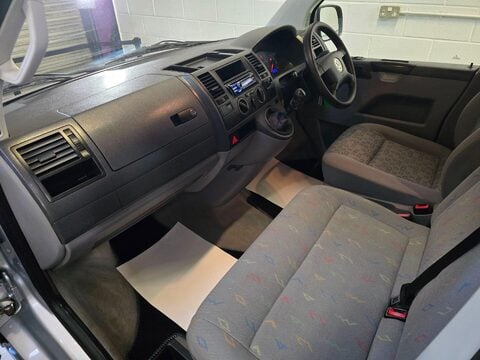 Volkswagen Campervan Camper/Activities Van 33