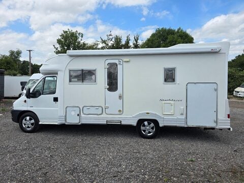 Autocruise Starblazer Motor Home 11
