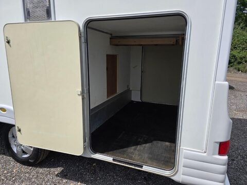 Autocruise Starblazer Motor Home 12