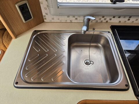 Autocruise Starblazer Motor Home 32