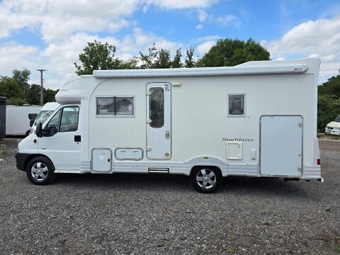 Autocruise Starblazer Motor Home 11