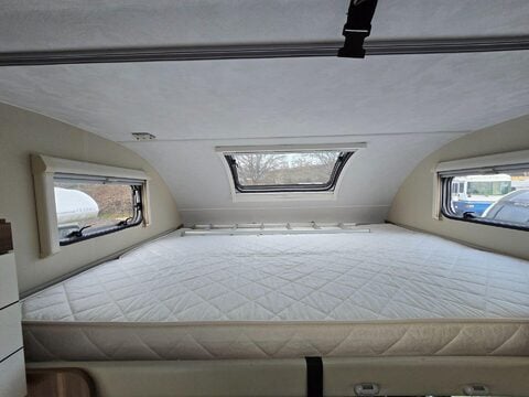 Roller Team Auto-Roller 746 Motor Home 23