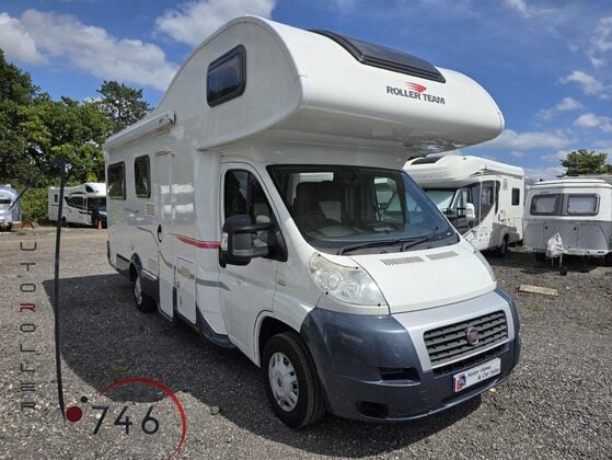 Roller Team Auto-Roller 746 Motor Home