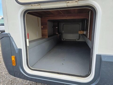 Roller Team Auto-Roller 746 Motor Home 12