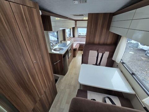 Roller Team Auto-Roller 746 Motor Home 17