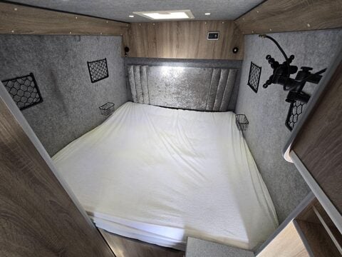 Mercedes-Benz Sprinter Motor Home 3