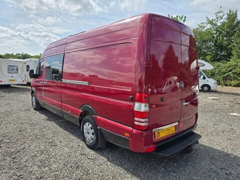Mercedes-Benz Sprinter Motor Home 10