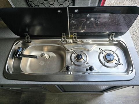 Mercedes-Benz Sprinter Motor Home 21