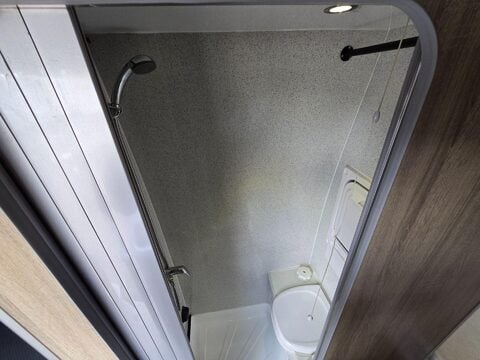 Mercedes-Benz Sprinter Motor Home 25