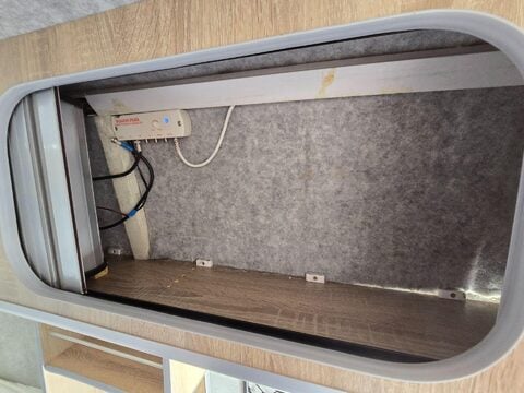 Mercedes-Benz Sprinter Motor Home 27