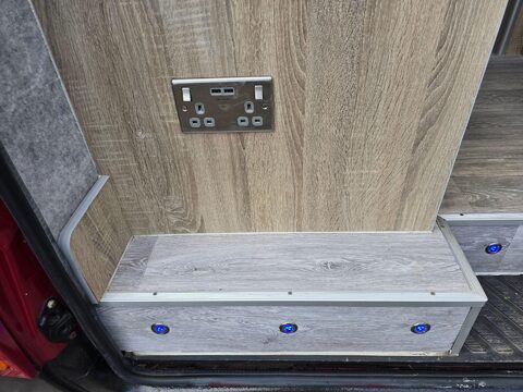 Mercedes-Benz Sprinter Motor Home 15