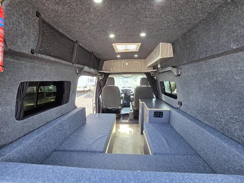 Ford Transit Custom Voyager XL Campervan 14