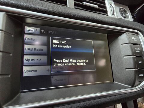Land Rover Range Rover Evoque SD4 DYNAMIC LUX 32