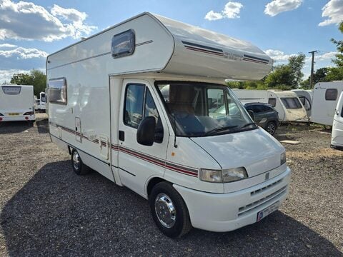 Swift Sundance Motor Home 6