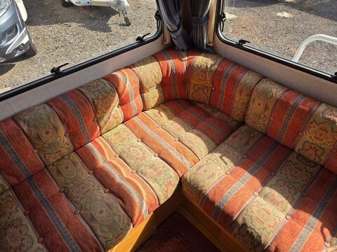Swift Sundance Motor Home 22