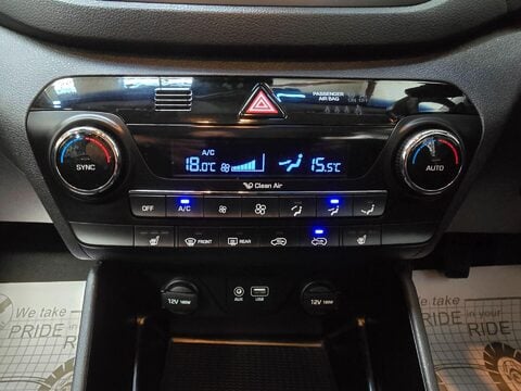 Hyundai TUCSON CRDI SE BLUE DRIVE 22
