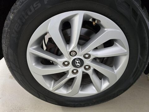 Hyundai TUCSON CRDI SE BLUE DRIVE 44