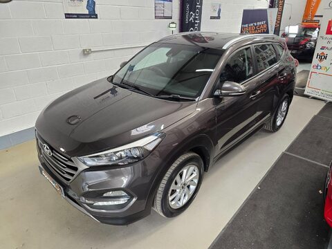 Hyundai TUCSON CRDI SE BLUE DRIVE 5