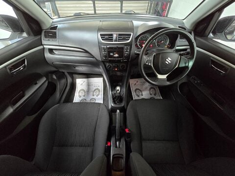 Suzuki Swift SZ3 17