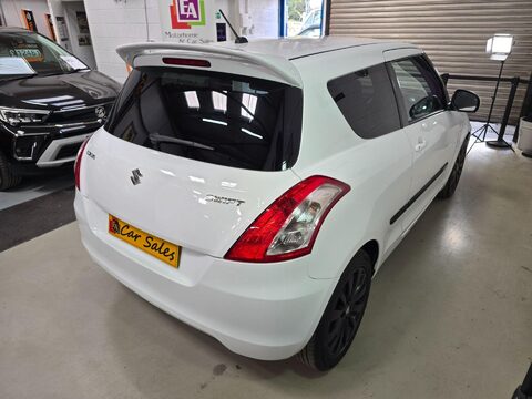 Suzuki Swift SZ3 2