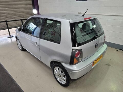 SEAT Arosa S 6