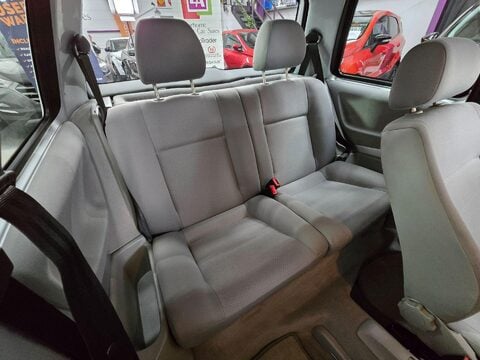 SEAT Arosa S 15