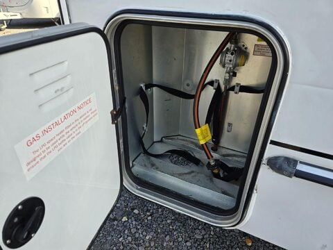 Elddis Autoquest Motor Home 12