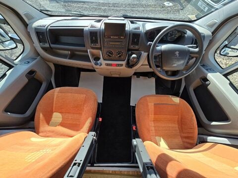 Elddis Autoquest Motor Home 33