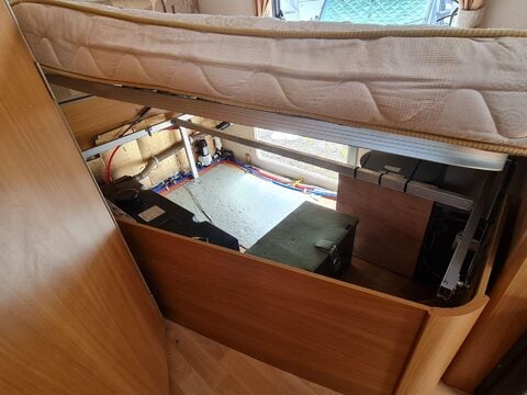 Swift Escape 664 Motor Home 34