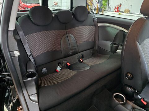 Mini Clubman COOPER 16