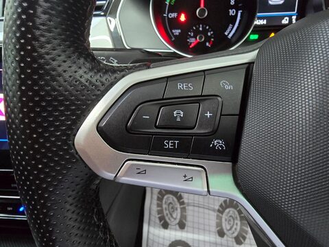 Volkswagen Passat GTE DSG PHEV 33