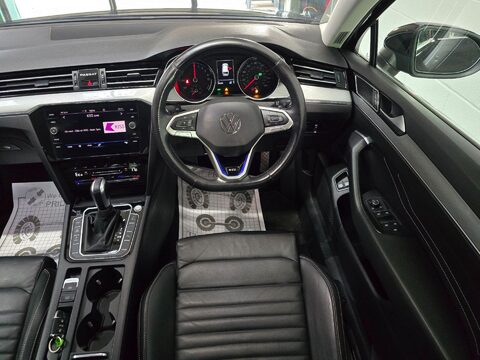 Volkswagen Passat GTE DSG PHEV 31