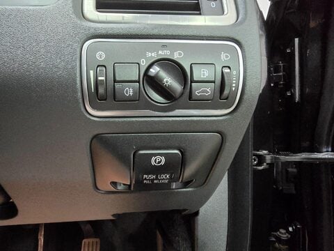 Volvo XC70 D5 SE NAV AWD 32
