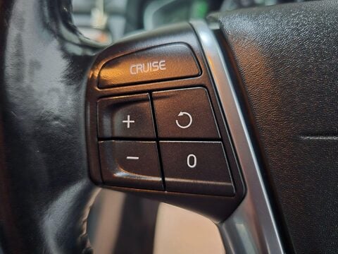 Volvo XC70 D5 SE NAV AWD 33