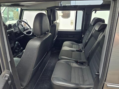 Land Rover Defender 110 TD XS STATION WAGON 12