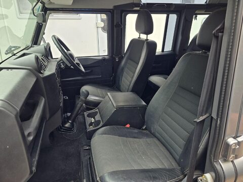 Land Rover Defender 110 TD XS STATION WAGON 10