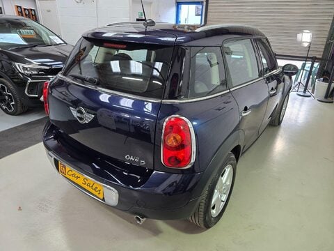 Mini Countryman ONE D 12