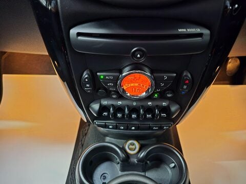 Mini Countryman ONE D 21