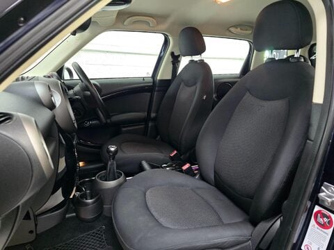 Mini Countryman ONE D 29