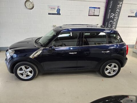 Mini Countryman ONE D 6