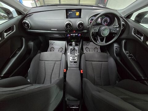 Audi A3 SPORTBACK E-TRON 20