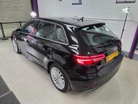 Audi A3 SPORTBACK E-TRON 7