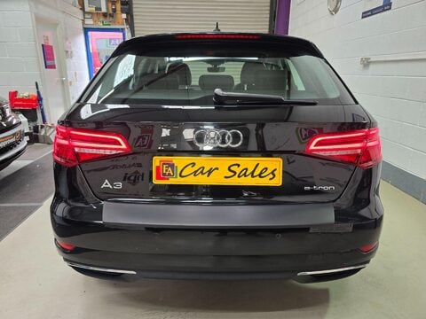 Audi A3 SPORTBACK E-TRON 8