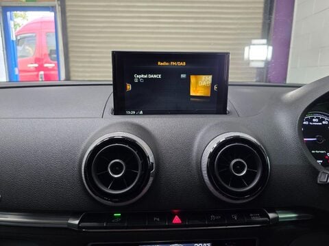 Audi A3 SPORTBACK E-TRON 25