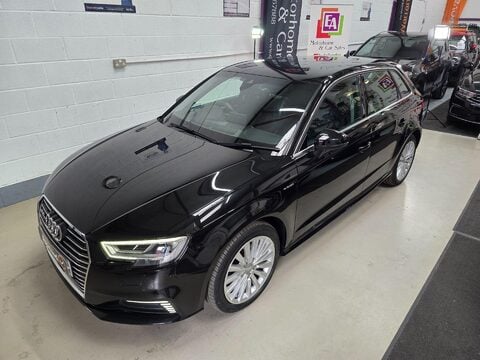 Audi A3 SPORTBACK E-TRON 5