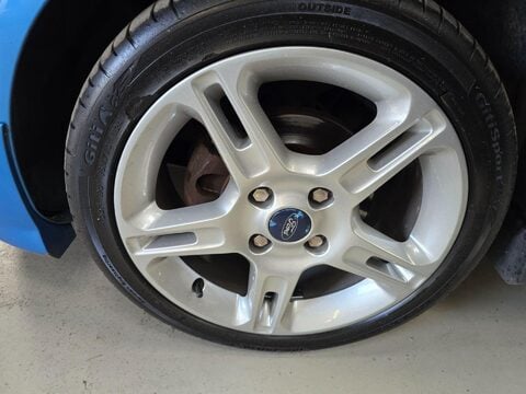 Ford Fiesta ZETEC S TDCI 38