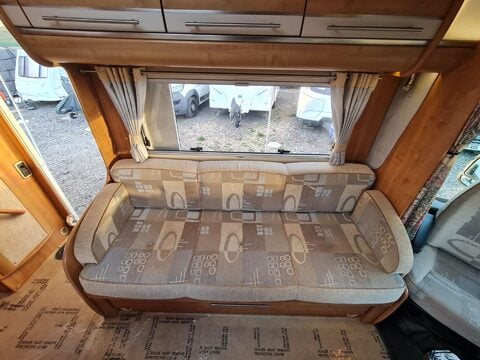 Auto-Trail Chieftain Motor Home 29